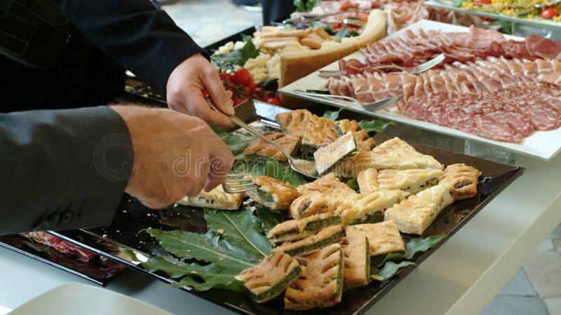 烘焙食品OEM样品试制：从原料到成品的关键步骤